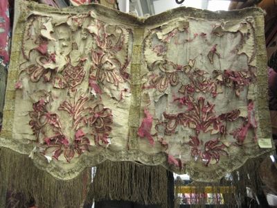Red And Beige Shredded Antique Applique