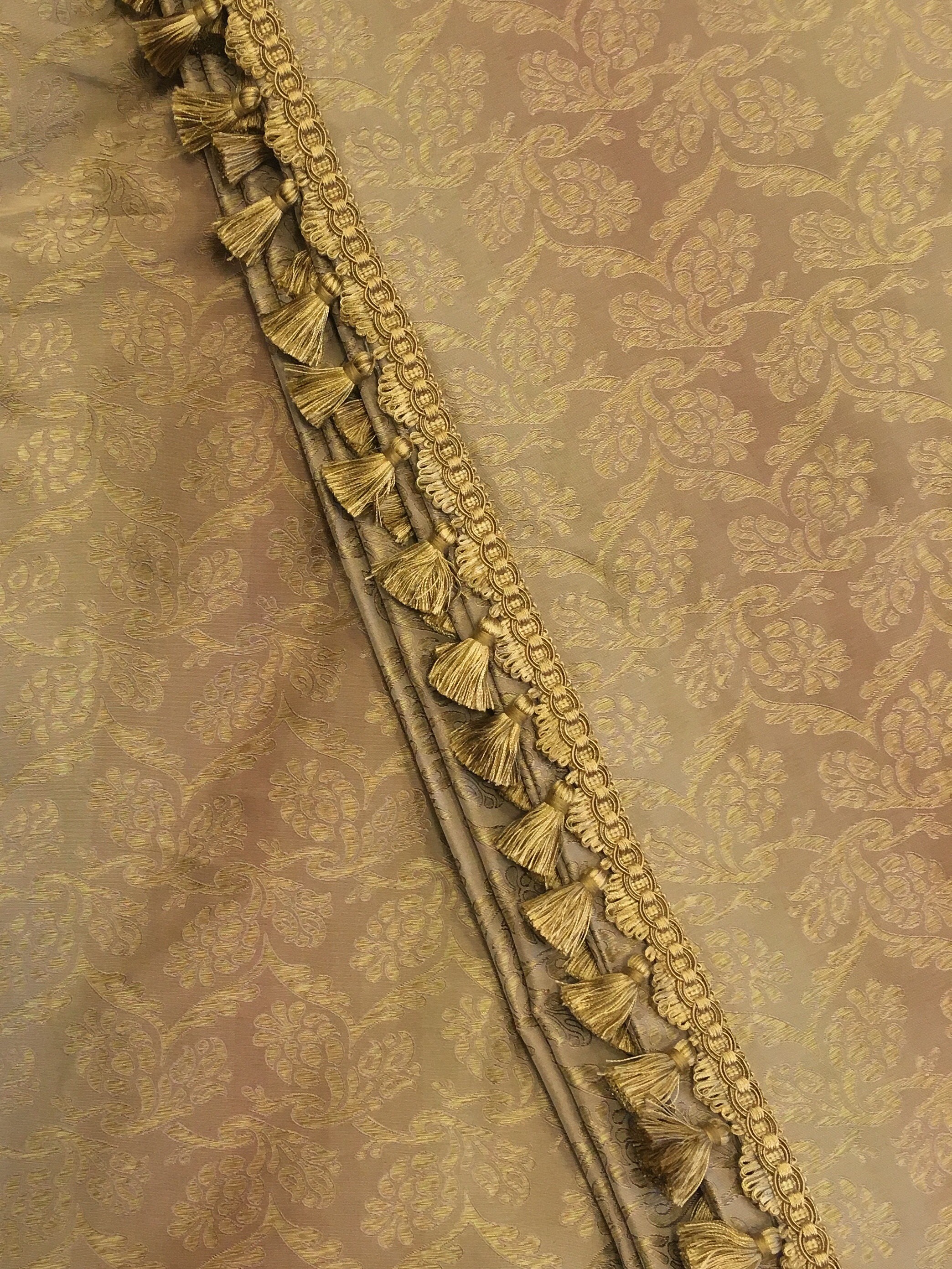 Antique Gold Small Floral Damask 